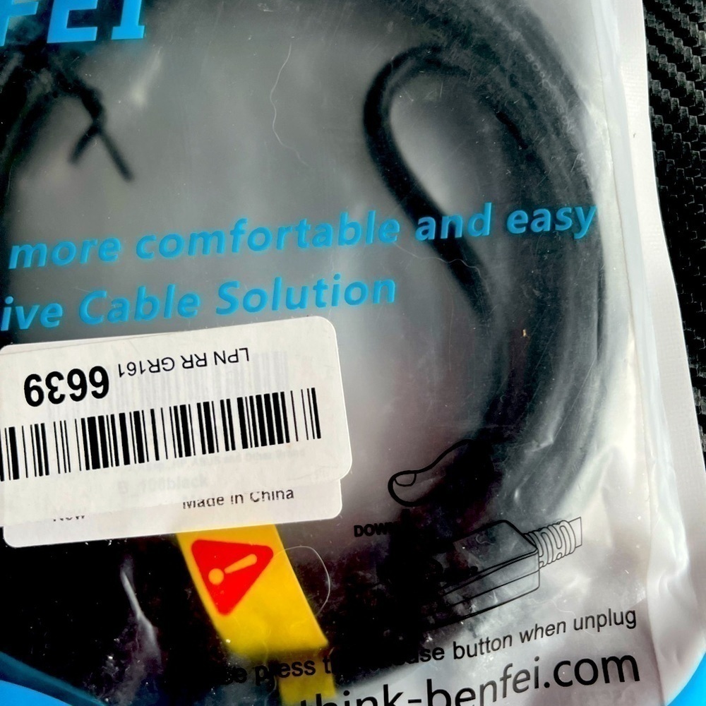 Port To HDMI Cable - Picture 4 of 4